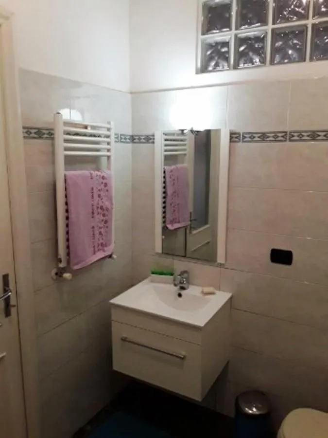 Apartment Sweet Home Chiavari
